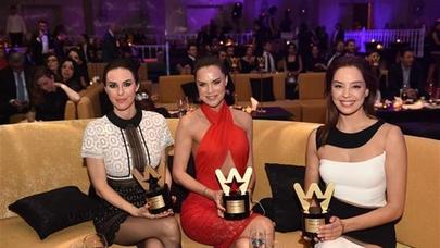 Türkiyəli məşhur ən gözəl dodaqların sahibi seçildi  - FOTOLAR